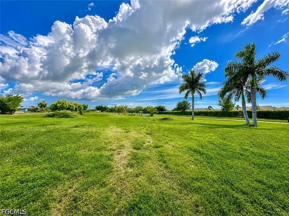 16281 Saddlewood Ln, Cape Coral, FL 33991