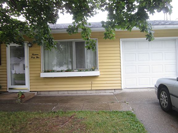 2nd image of 1445 Terrawenda Dr
