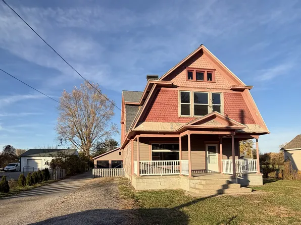 519 E Main St, Hebron, OH 43025