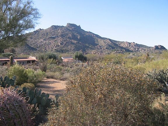 3rd image of 1118 E OCOTILLO Circle