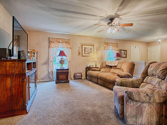 208HobsonMLS
