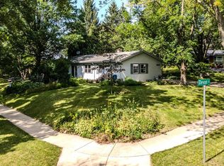 6210 Devon Ct, Madison, WI 53711