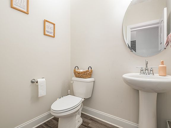 3rd image of 1063 Holland Ridge Way
