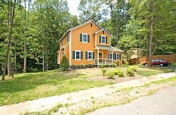 1st image of 427 Woodhaven Ct