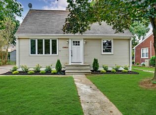 1865 Arena Dr, Hamilton, NJ 08610