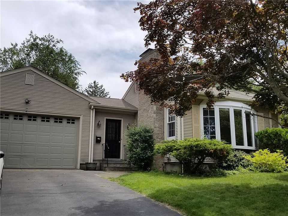 152 Progress St, Lincoln, RI 02865 Zillow