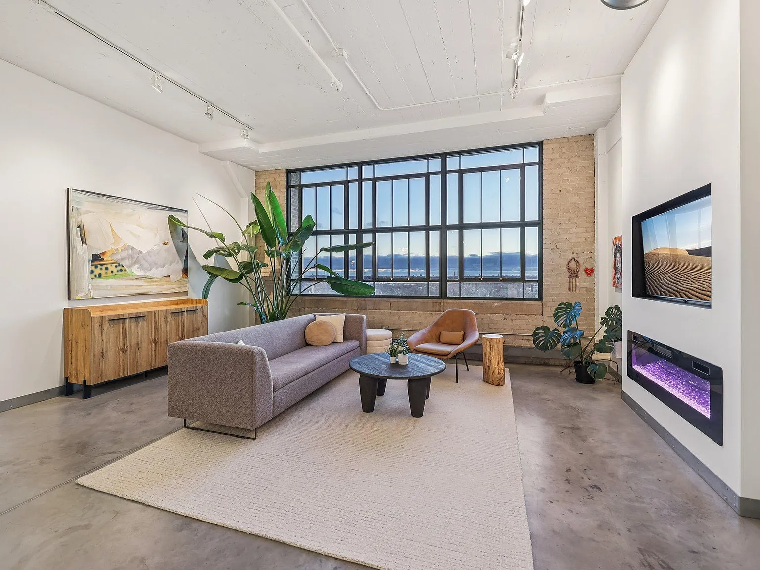 2 bed, 2.0 bath, 1360 sqft, $2,350 — Photo 3
