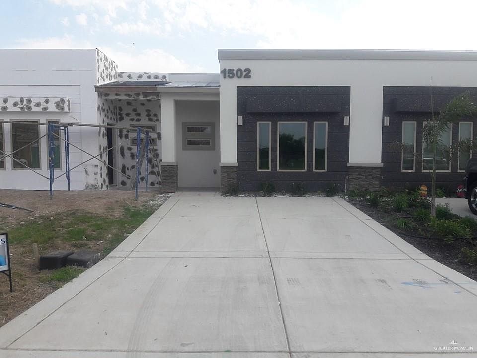 1st image of 1502 New Orleans Cir