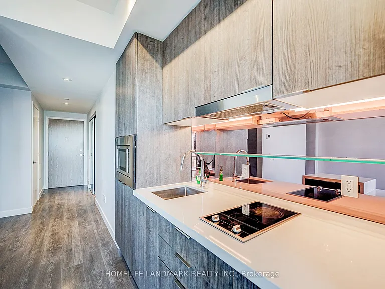 215 Queen St W #1403 — Photo 16