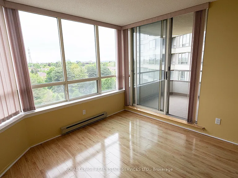 175 Bamburgh Cir #702 — Photo 16