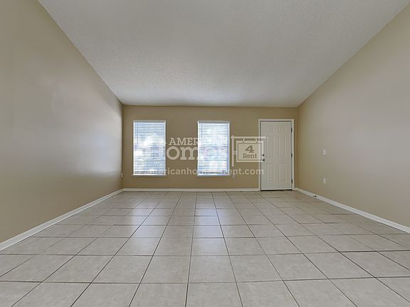 3rd image of 3395 Glenn Hollow Ct