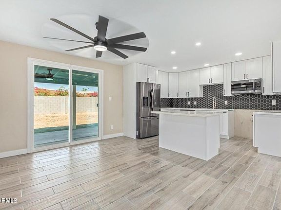 2nd image of 2016 W Palo Verde Dr
