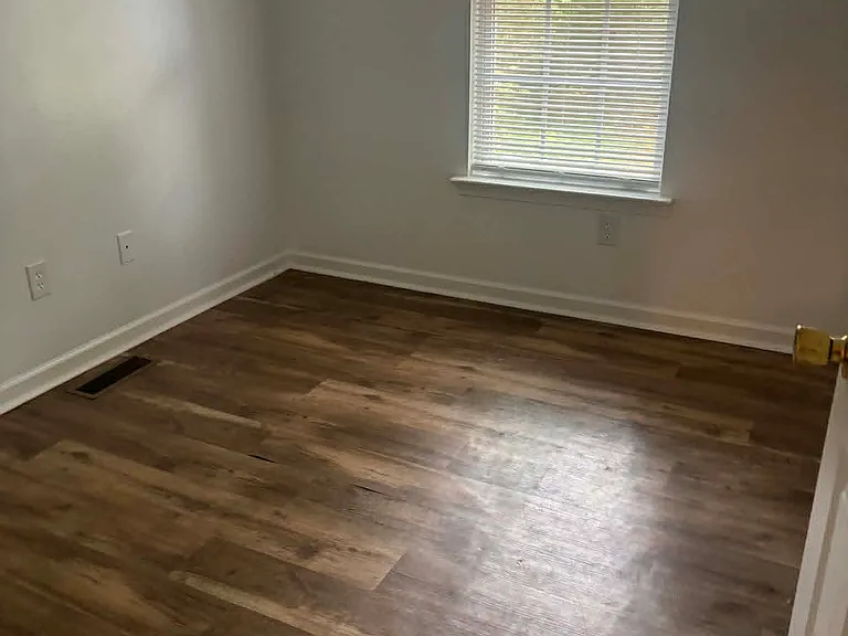 2021 Textile Dr — Photo 4