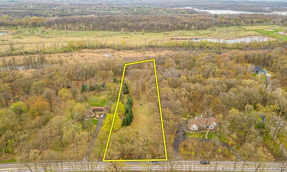 0 Silver Lake Rd, South Lyon, MI 48178 MLS 20230038140 Zillow