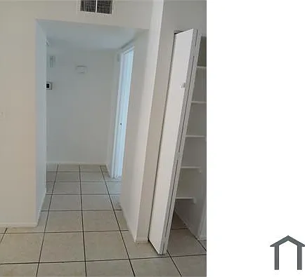 260 W 8th Ave — Photo 8
