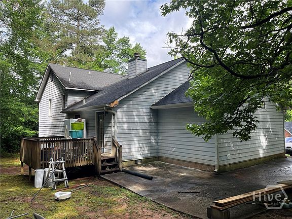 2nd image of 106 Pheasant Run