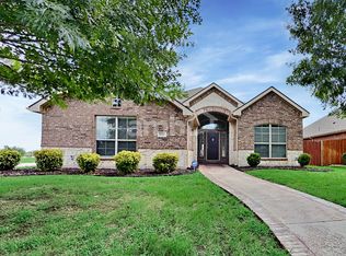 3822 Downing Dr, Midlothian, TX 76065