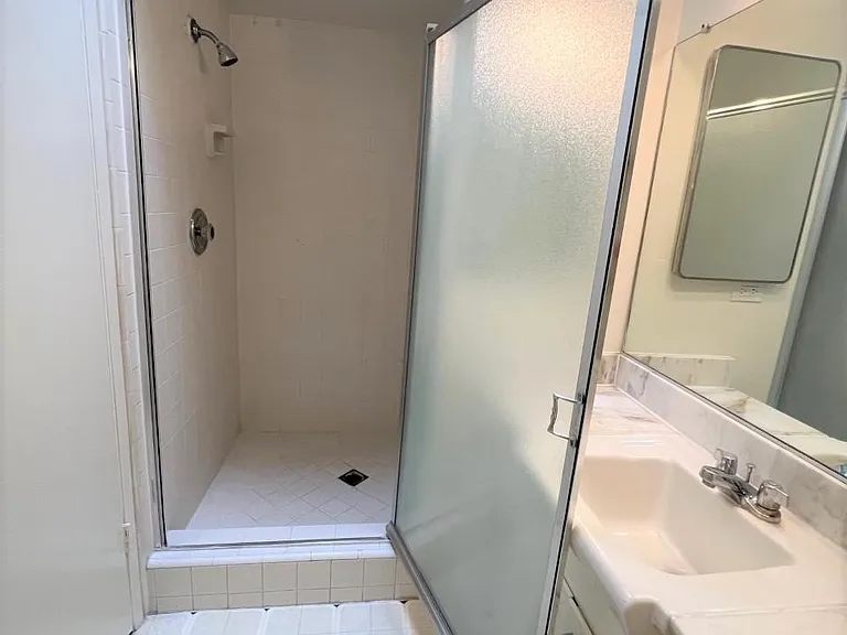 801 S Lucerne Blvd #406 — Photo 14