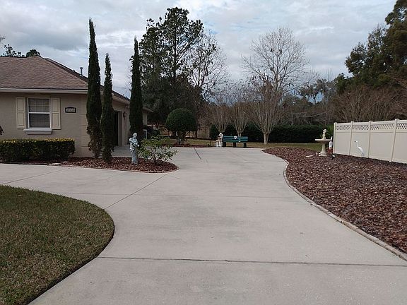 3rd image of 2918 SE 22nd Ave