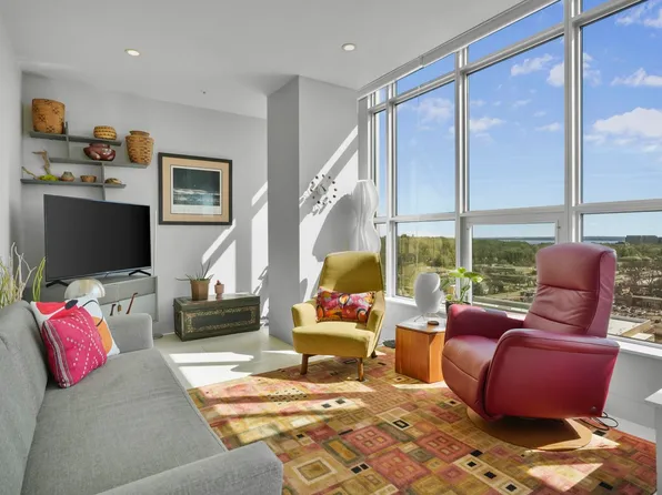625 N Segoe Rd Unit 1004, Madison, WI 53705