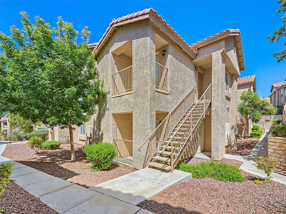 1st image of 2110 N Los Feliz St #2054