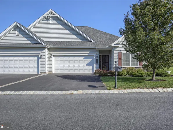 2 Honor Dr, Mechanicsburg, PA 17050