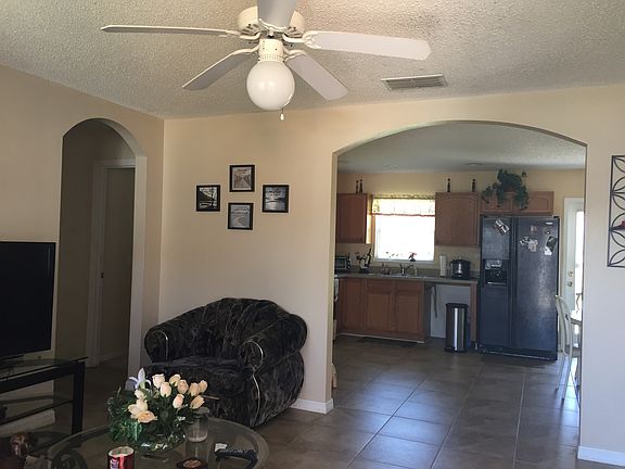3rd image of 656 McKinley Ct