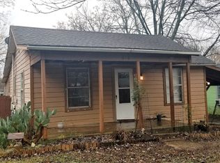616 W Collins St, Denison, TX 75020