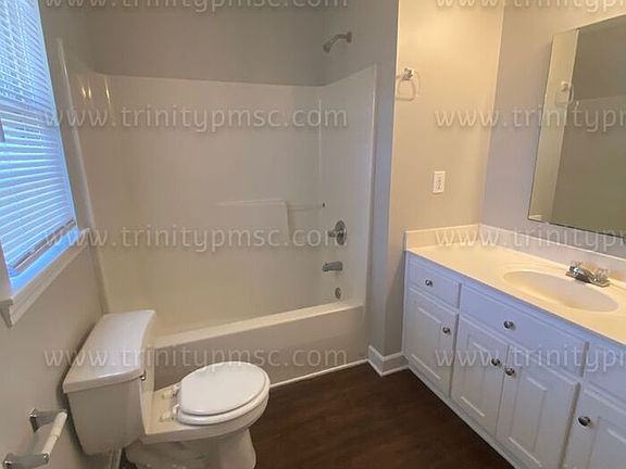 2nd image of 1000 Wildwood Ln #1000