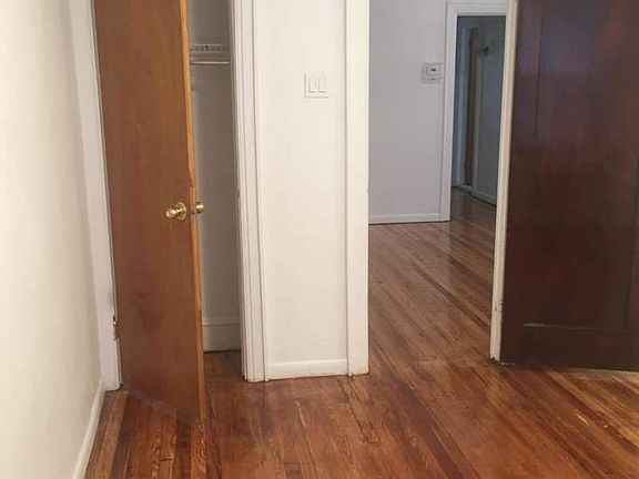 4th image of 3247 47th St #2