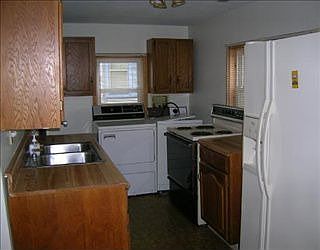 3rd image of 200 Seneca Ave