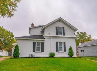 212 E Howard St #1, Portage, WI 53901