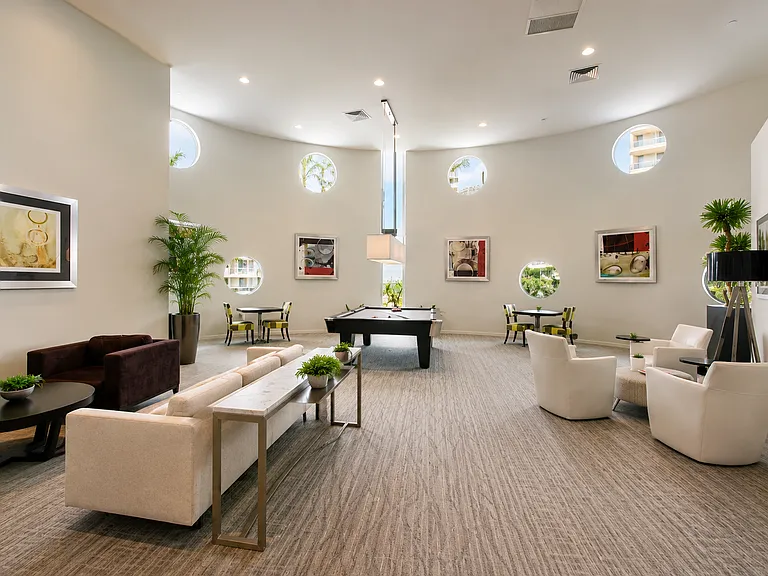 6000 Collins Ave #313 — Photo 12