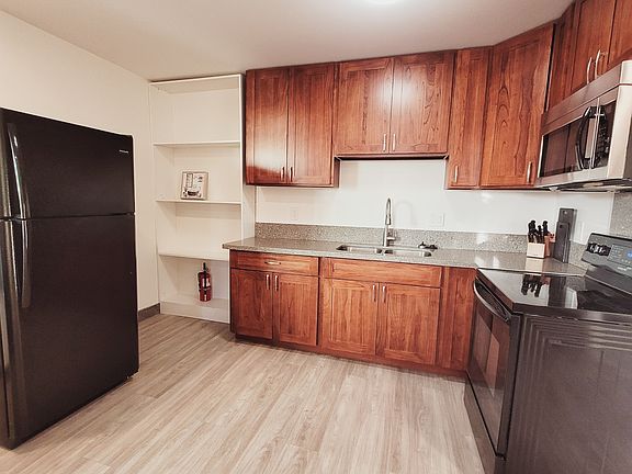 5th image of 1555 Pahulu St