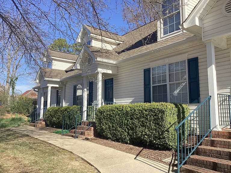 2157 Church St NE — Photo 2