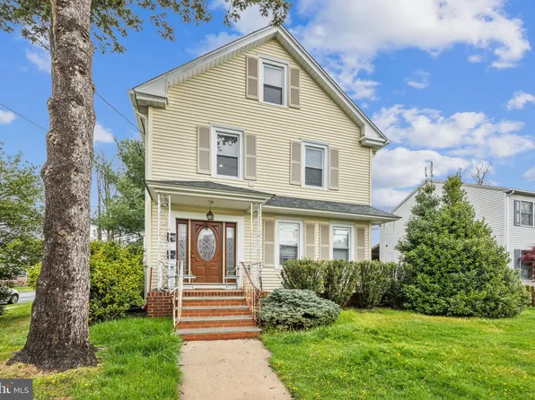 271 W Merchant St, Audubon, NJ 08106