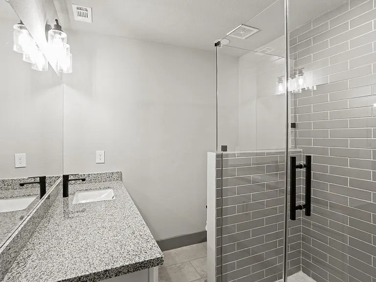13238 Townwood Dr — Photo 17