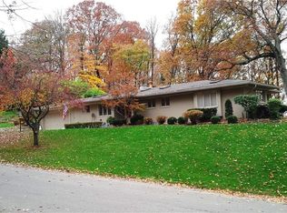 4305 Delco Dell Rd, Dayton, OH 45429