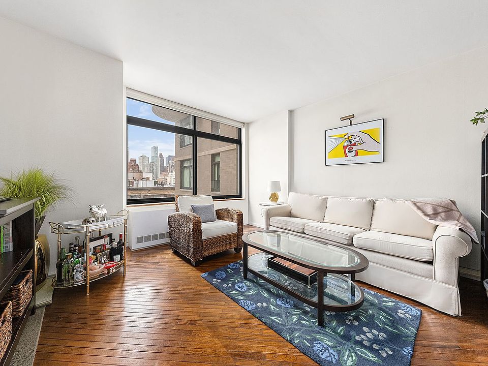 1st image of 400 E 70th St APT 808