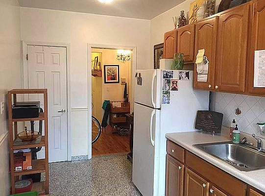 4th image of 32-76 42nd St #C4