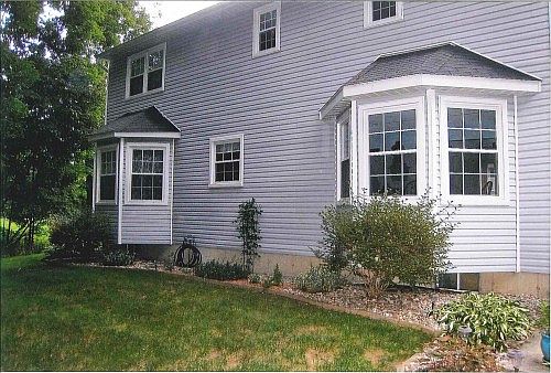 2nd image of 521 Acland Blvd
