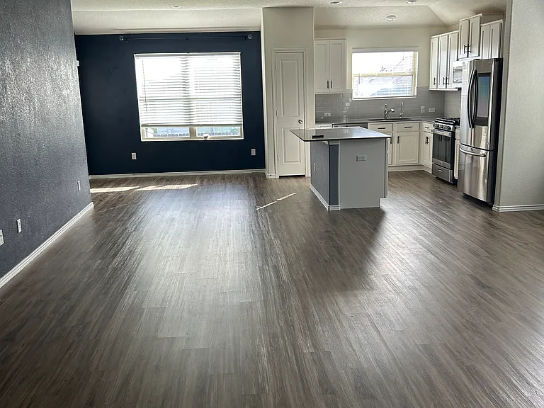 6408 Turin Ln — Photo 28