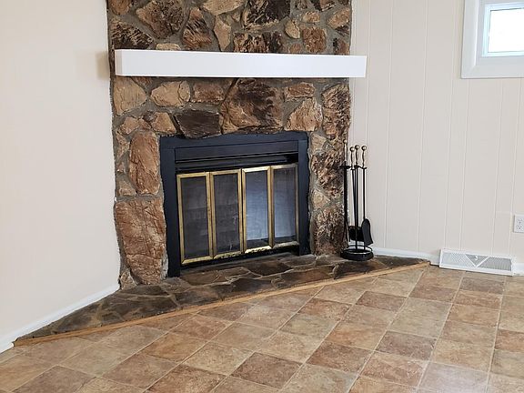 5th image of 7040 Autumn Wood Ln