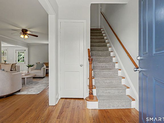 3rd image of 77 Round Hill Road