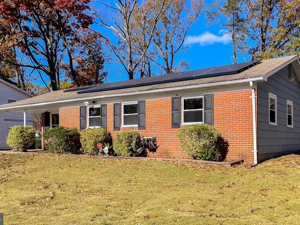 4076 Hamlin Ln, Waldorf, MD 20602