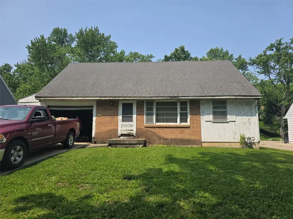 7306 SW 12th St, Des Moines, IA 50315