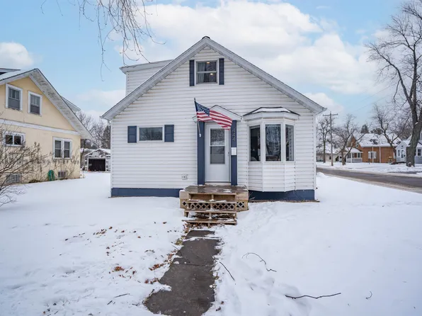 444 8th St, Cloquet, MN 55720