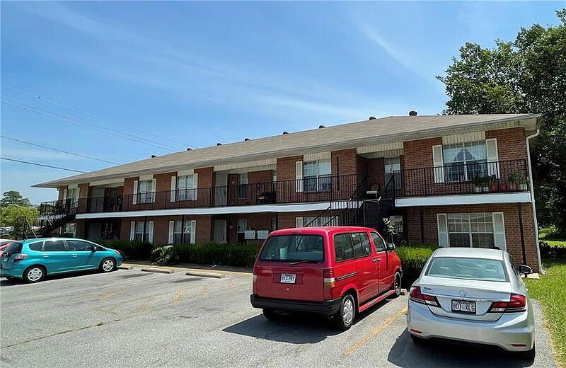 1st image of 329 Berry St #202