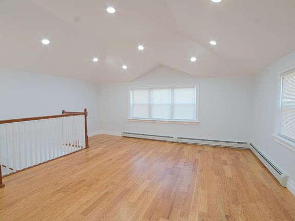 2nd image of 12216 Long St #2