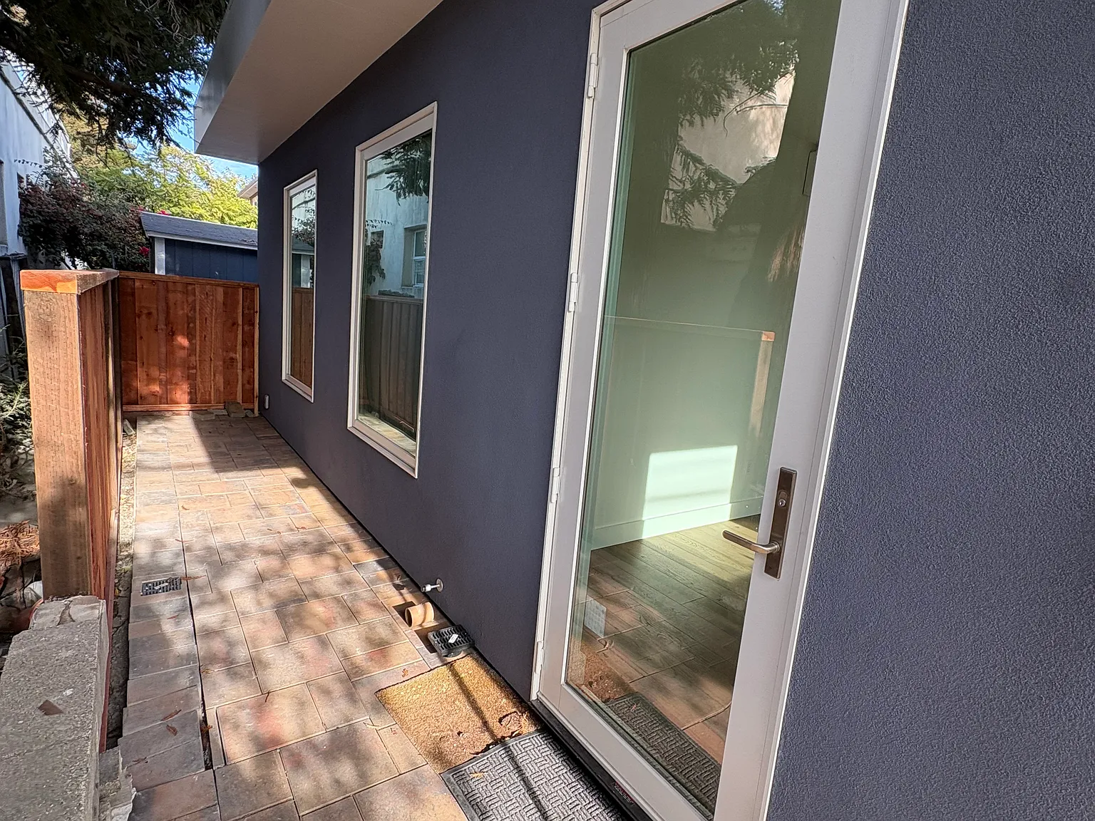 1 bed, 384 sqft, $2,600 — Photo 1